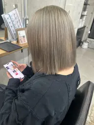 『伸びた部分だけ◎』根本ケアブリーチ+エドルカラー+Aujuaケアマスク