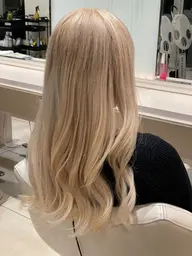 🔥外国人風ブリーチとオンカラー(ダブルカラー)🔥ブロードライ込み 土日祝+2200円