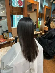 似合わせカット＋自然に仕上がる縮毛矯正