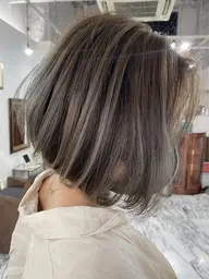 💙話題のデザインカラー💙バレイヤージュ＋アディクシーカラー＋保湿トリートメント🌟