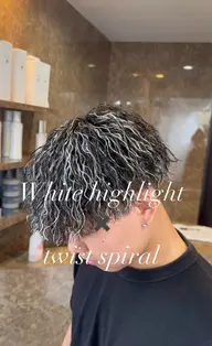 和歌山圧倒的人気メンズホワイトハイライト❄️