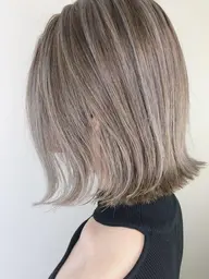 【立体感カラー】ハイライト+透明感カラー+トリートメント付き⭐️