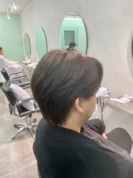 【癖を弱めて扱いやすい髪に✨️】メンズカット+地毛風ストレート、シャキッとならない地毛風縮毛矯正🫧(韓国メンズヘア)