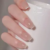 【研修モデルhand】マグネットワンカラーと先端ラインで上品なきらめき 2180円