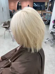 【ご来店が初めての方のみ✨】抜きっぱなしブリーチ＋カット＋トリートメント