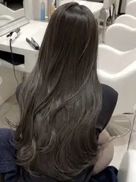 【超お得🉐ミニモ限定価格🤫】ブリーチ無しダブルカラーで透明感GET❤️🔥 グレージュ系の方はこちらから🩷