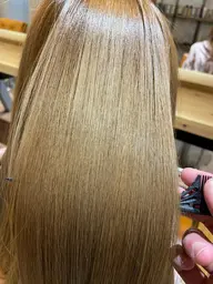 ✂︎カット+【ダメージ94%カット】ケアブリーチ+オンカラー+3stepハホニコトリートメント✂︎