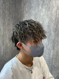 【🔥パーマ🔥】カット＋ツイストパーマorソフトツイストパーマ🔶強めのチリっとした質感、ゆるめのうねった質感