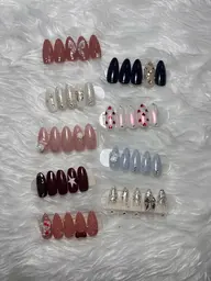 ハンドネイル♡定額アート（オフあり）