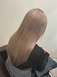 🎨 ブリーチ+透明感ケアダブルカラー