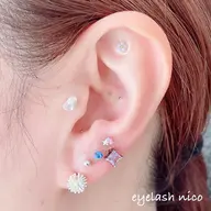 《リクエスト予約受付中◡̈⋆》耳つぼジュエリー16粒(片耳8粒ずつ)