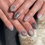 【自分好みに✨】持ち込みデザインネイル(オフ込み)