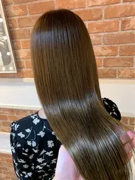 ♦️綺麗に髪を伸ばしたい方！髪質補修！超音波アイロン♦️プチカット＋しっとりサラツヤ最高級5ステップミストトリートメント