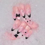 【オフあり】フレンチネイル🌷 ⸝⋆⸝⋆