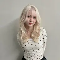 【人気Ｎｏ．2🥈】ブリーチ2回+カラー+tr《複雑履歴修正、ムラ直し、ホワイトカラー、ブリーチカラー、ケアブリーチ》