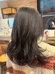 レイヤーカット➕泡パックトリートメントorヘッドスパ10分（ミディアム）