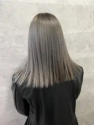 【ミニモ学割】全体ケアブリーチ＋イルミナカラー