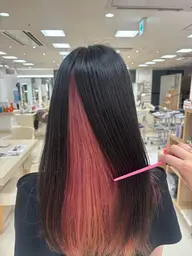 【4月ご新規様限定🌸】インナーカラー➕ツヤツヤ水トリートメント💧✨️