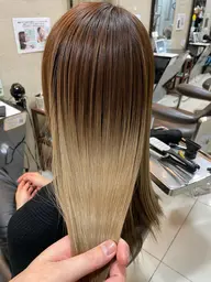 【✨髪質改善ケアトリートメント（カット無し）✨】美髪矯正をするほどではない方におススメ。ツヤとダメージケアに特化❗️❗️