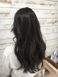 😻イルミナカラー&Aujuaトリート&コテ仕上げOK