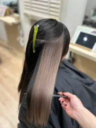 インナーカラーorイヤリングカラー+ケアプロトリートメント🎨