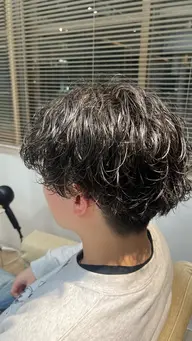 🌈期間限定メニュー🌈 カット＋パーマ ＋無害化トリートメント＋プチヘッドスパ   男性も女性も施術可能🙆‍♀️