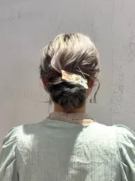 【平日限定】  .*･ﾟヘアメ 、ヘアアレンジ･*.  お団子、シニヨンヘア🌼 お呼ばれヘア、お出かけ前にぜひ♡