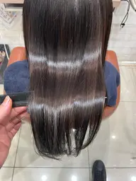 🌟簡単トリートメント込み🌟❣️プレミアム髪質改善縮毛矯正＋カット＋トリートメント❣️¥16500