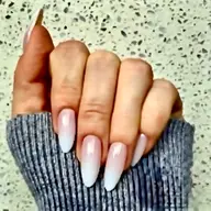 赤黒白のカラグラ