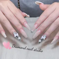 ⭐️初回ソフトオフ無料⭐️🌈 スカルプ長さだし⭐️持ち込みデザイン⭐️アート4️⃣本