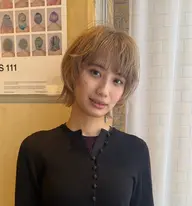 ケアブリーチ + オンカラー + トリートメント