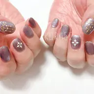 角度によって輝きが変化する✨奥行き感のある50色から選べる【ハンドマグネットネイル】