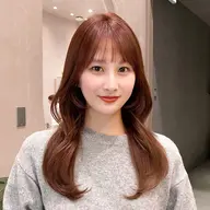 【エクステ🧁】ライトカラーシールエクステ100枚(胸下​〜​おへそ間/馴染ませカット込/巻き込/19時以降+¥1000)