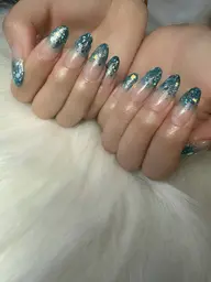 今だけ!特別価格✨【Hand】ラメグラデーション(オフ,ケア込)¥5,800→¥3,980