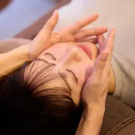 【12日限定⭐️口コミ投稿可能な方⭐️】エラ張り・顔の歪み改善✨小顔矯正(45分)11.000円→2.000円