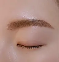 【QUICK】美眉毛ワックス+眉カット¥4530(間引き/メイク仕上げ別途メニュー)