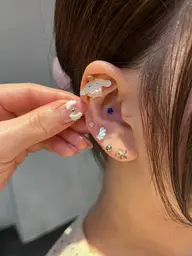 【話題】可愛く整う耳つぼジュエリー