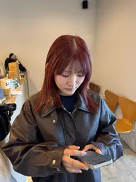 ブリーチ1回+オンカラー+クイックトリートメント(胸下料金+¥2,100)