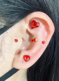 【リフトアップ、首肩凝りに】耳つぼジュエリー💎30分付け放題