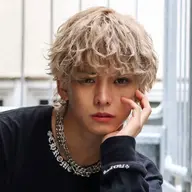 メンズカット✂️+ブリーチ込みWカラー🌈