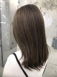 ミニモ学割🈹24🌟カット +カラー➕高級トリートメント⭐️条件→※来店時の学生証の提示・来店時24歳以下☆確認下さい