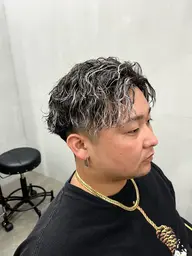 【メンズ限定】 【デザインに立体感を】【トリートメント付き】似合わせカット・ハイライト・カラー