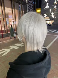 ホワイトカラー🩵(ブリーチ×2＋カラー)