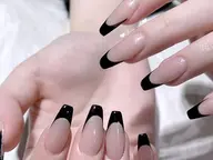 🎀チップ長さ出し★カラーフレンチ➕10個ストーンor2個パーツ