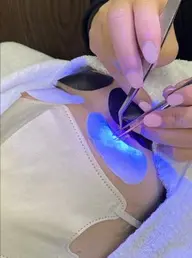 初回付け替えオフ無料【LEDエクステ】フラットラッシュ 120本