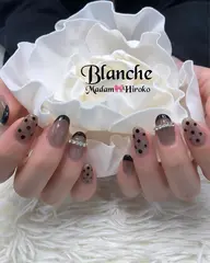 クリアーブラックフレンチ＆ドットネイル