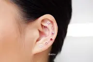 耳ツボ　セラピー