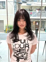 《広がりとパサつきが気になる方はこちら》レイヤーカット+縮毛矯正+内部補修トリートメント