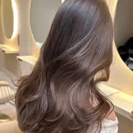 【大人気🌟🌷】ダメージ最小限で明るくしたい方に🌼似合わせカット➕ブリーチなしダブルカラー➕1stepトリートメント