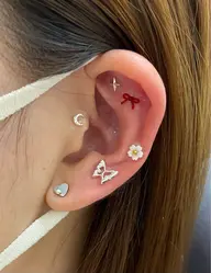 耳ツボジュエリー💎　12粒付け放題